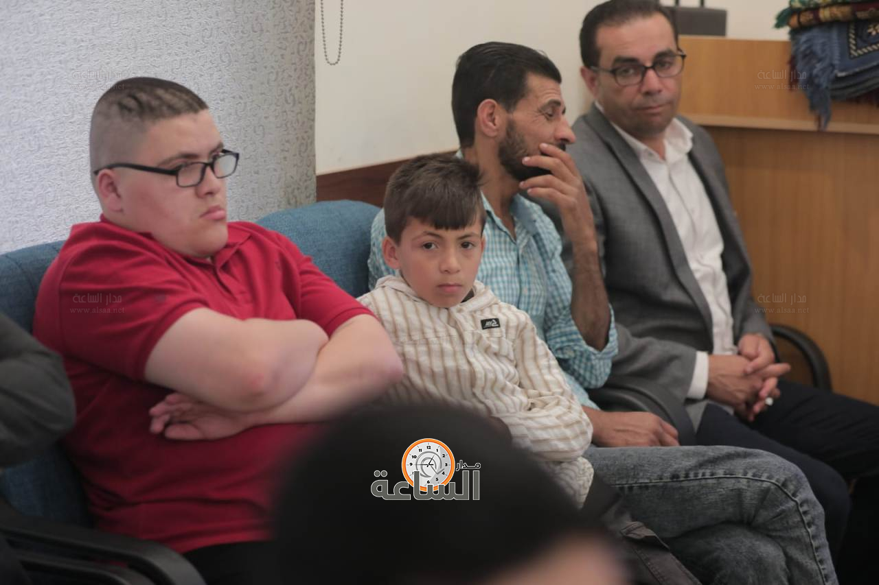 Madar Al-Saa Images 0.22168376034178117