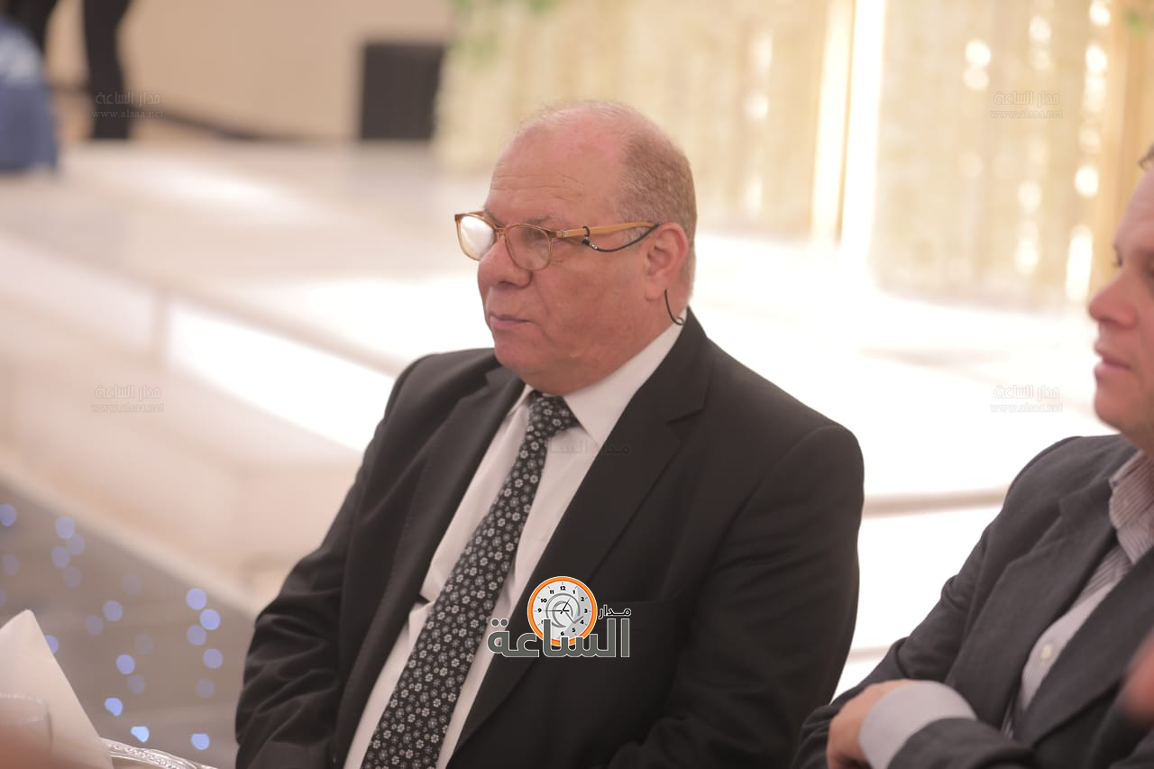 Madar Al-Saa Images 0.13354159048889802