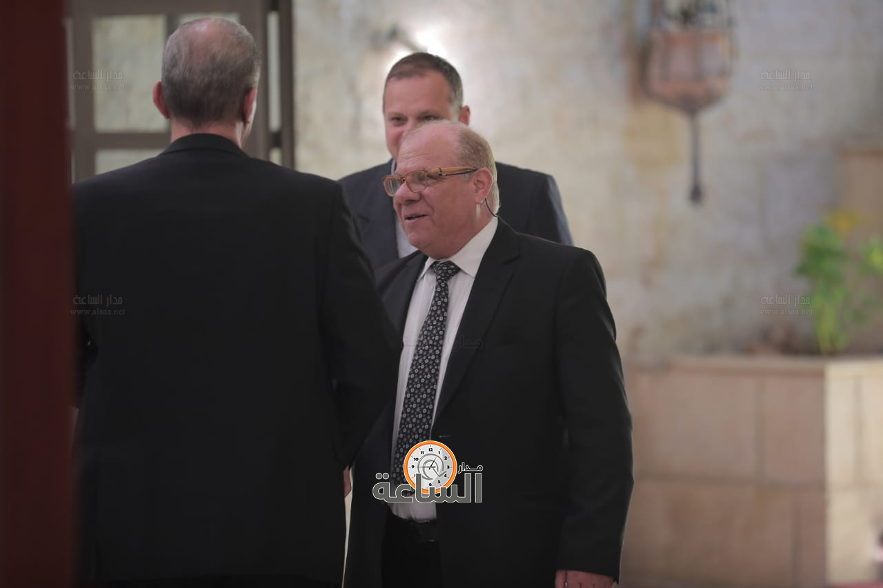 Madar Al-Saa Images 0.9356680442704695