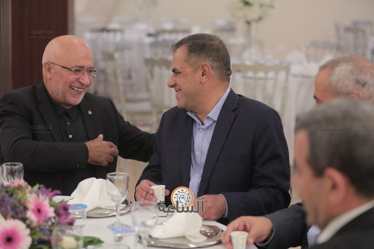 Madar Al-Saa Images 0.6002571198082102