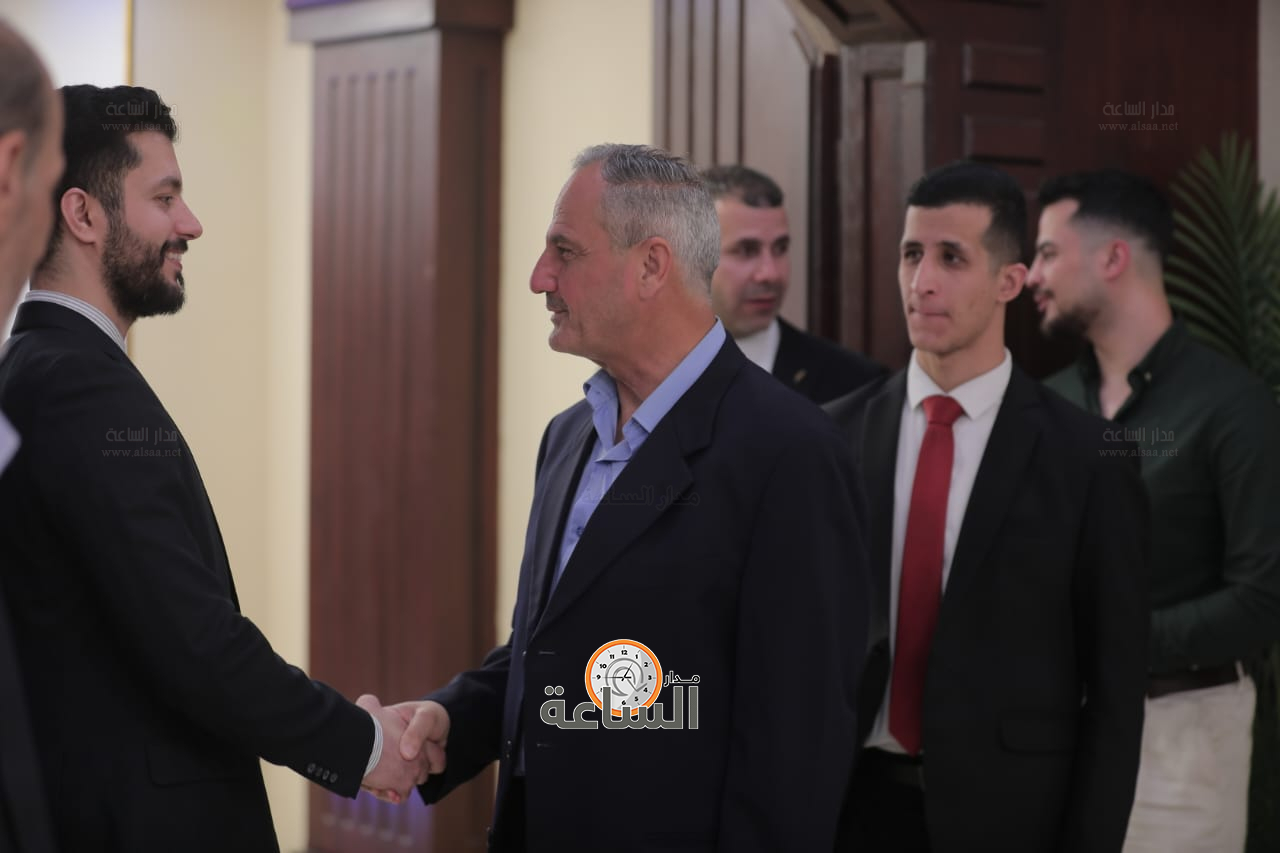 Madar Al-Saa Images 0.6066070212019226