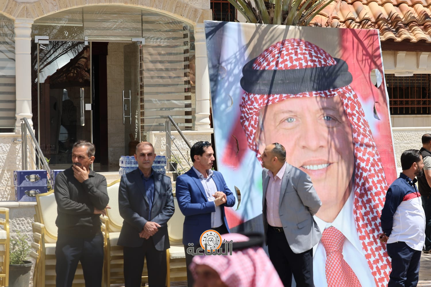 Madar Al-Saa Images 0.6777693082426828