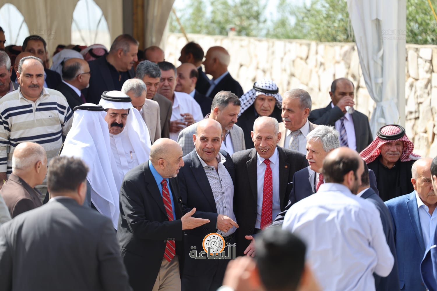 Madar Al-Saa Images 0.01282185539499403