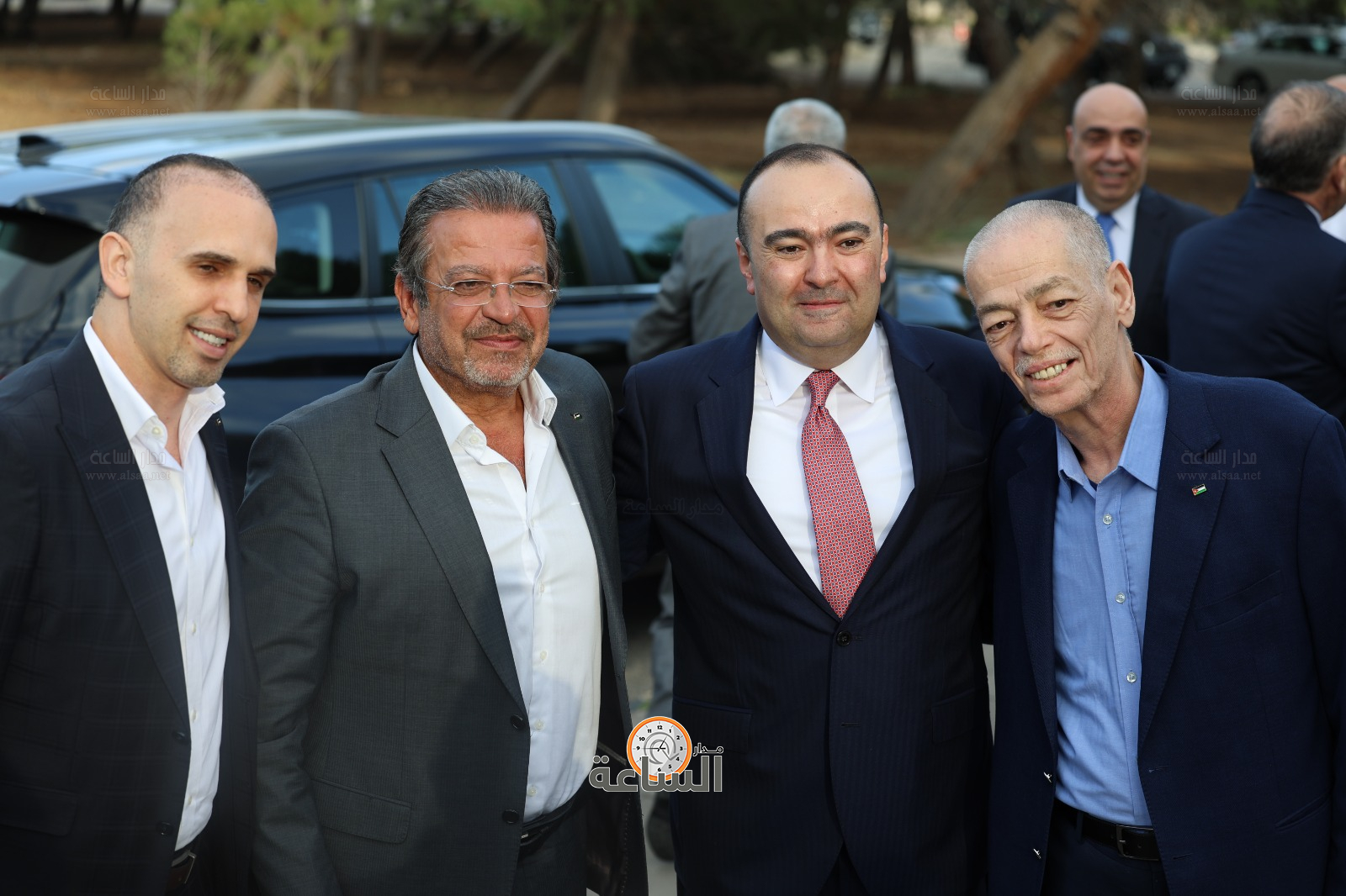 Madar Al-Saa Images 0.8498112206359816