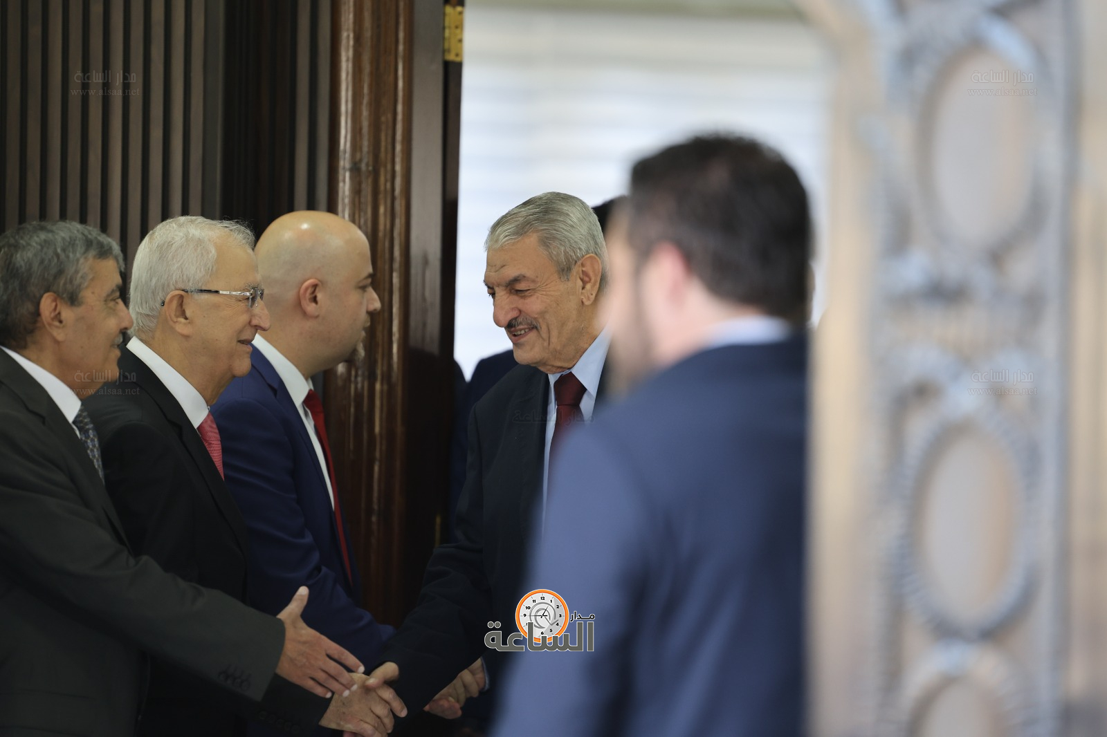 Madar Al-Saa Images 0.48345332708341615