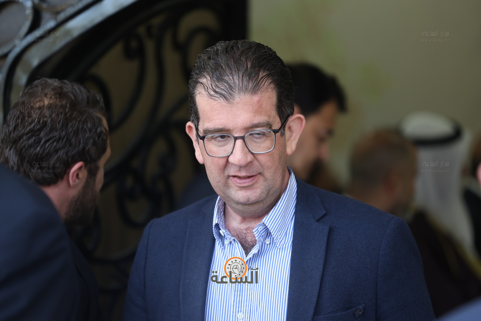 Madar Al-Saa Images 0.9399188776788121