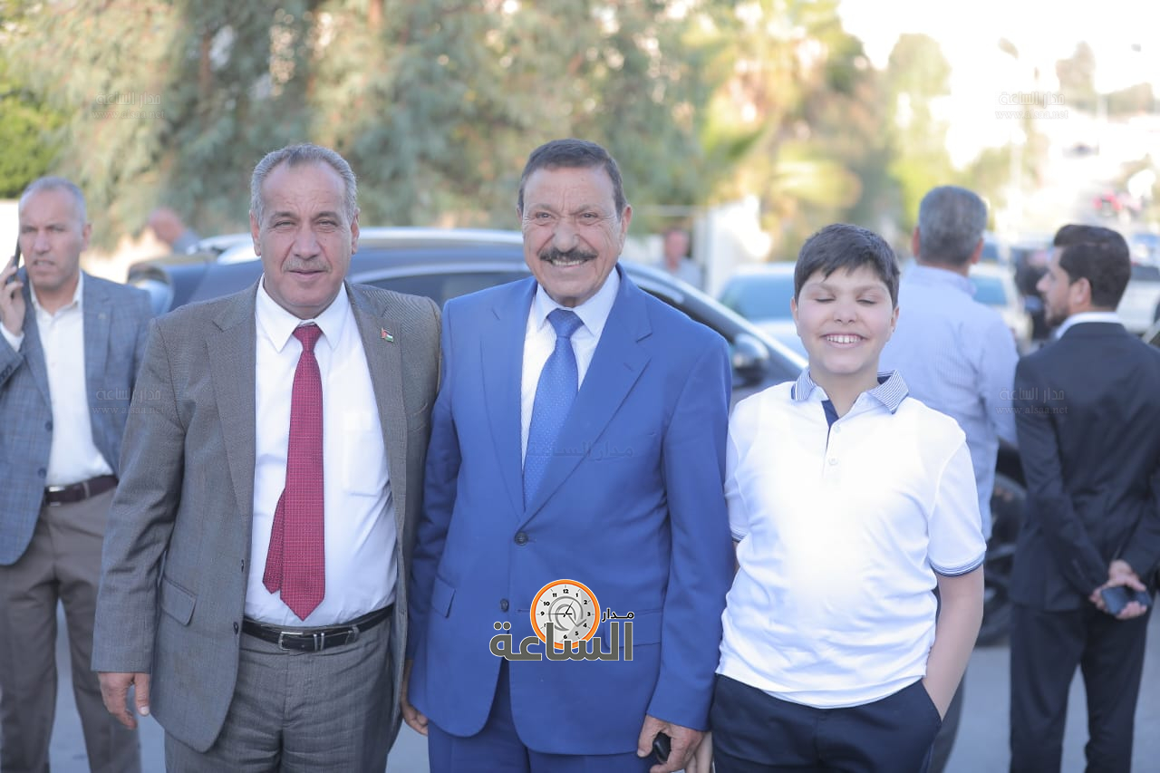 Madar Al-Saa Images 0.8920470653099293