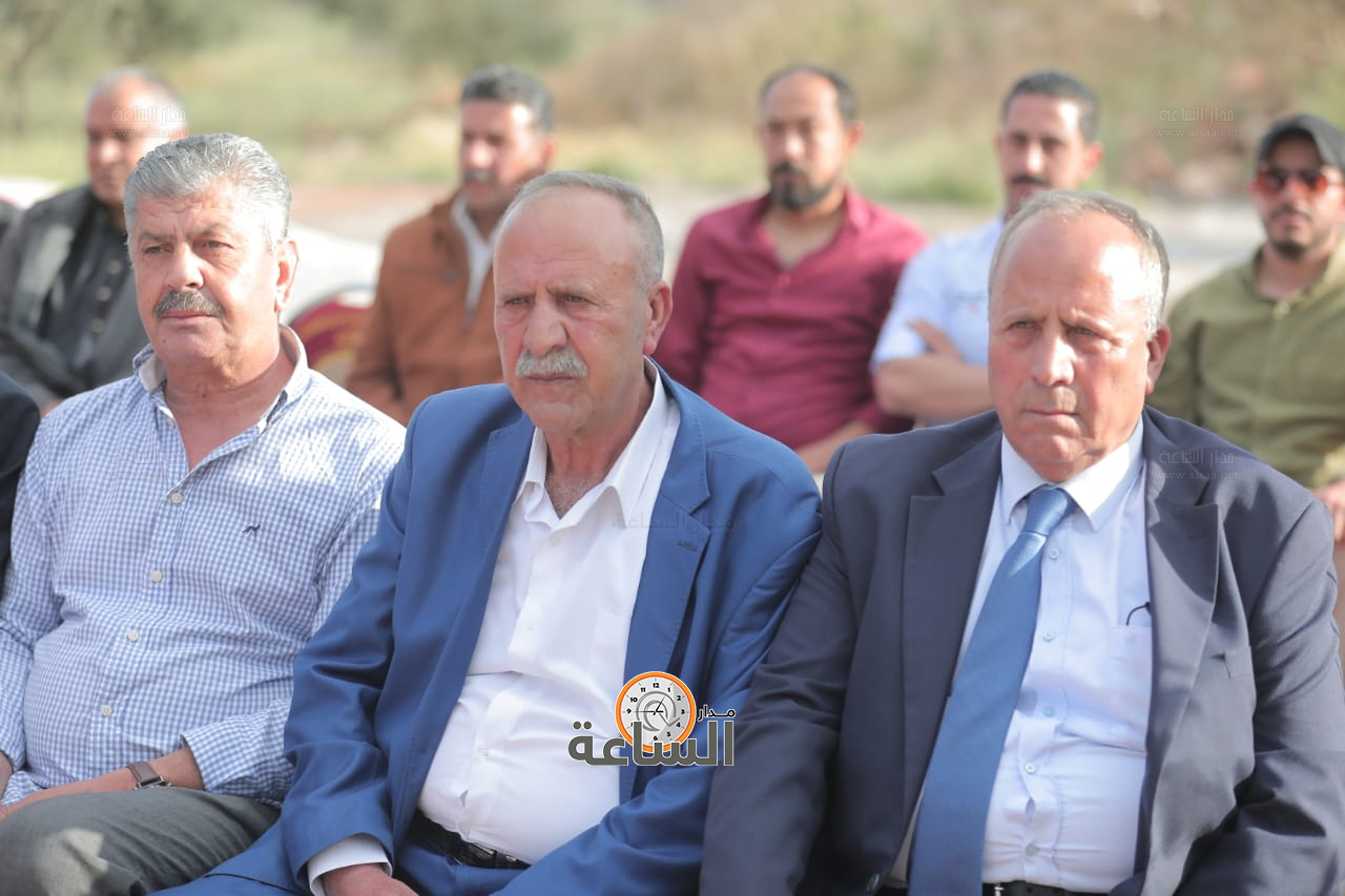 Madar Al-Saa Images 0.13593343087861565