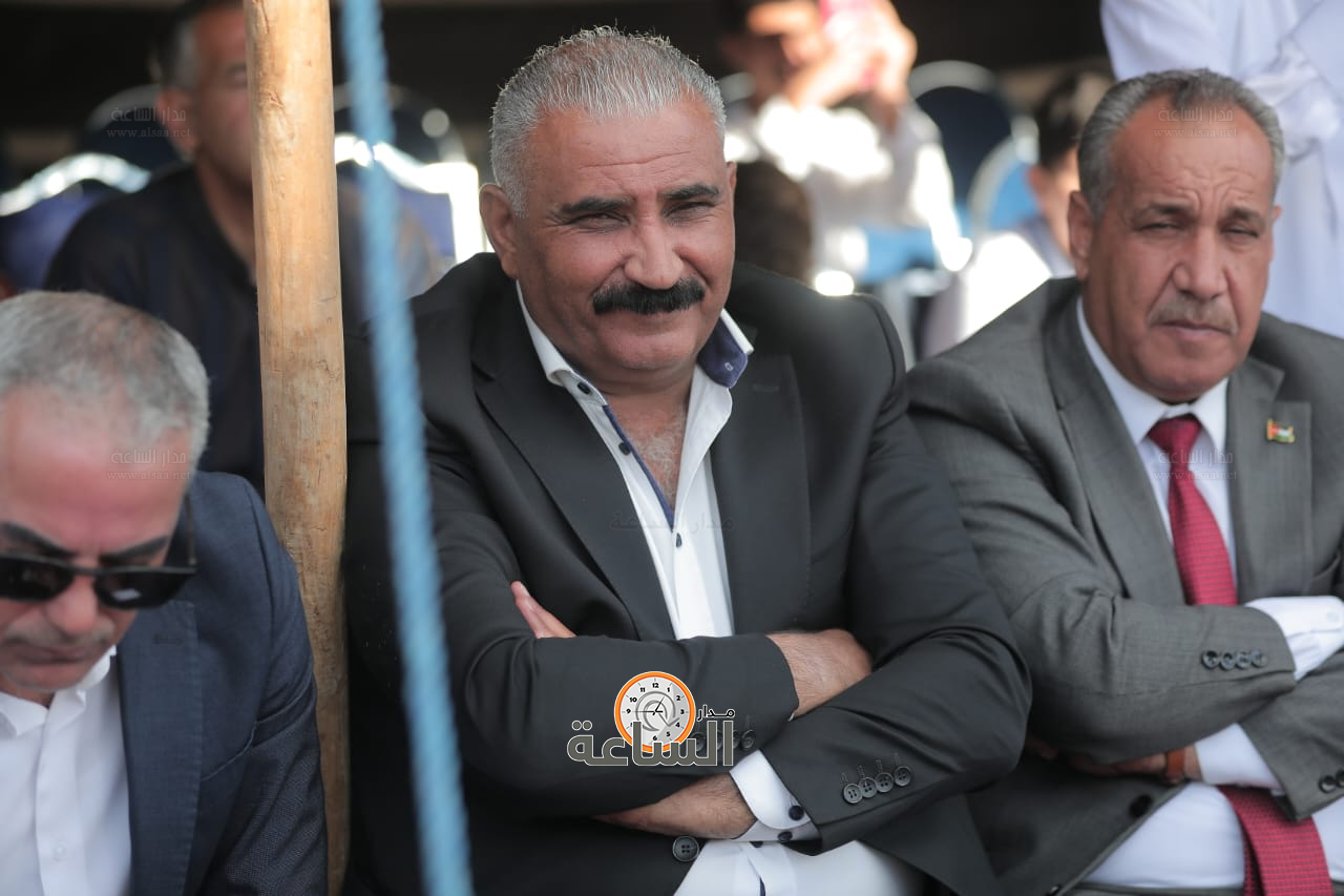 Madar Al-Saa Images 0.3570004667628016