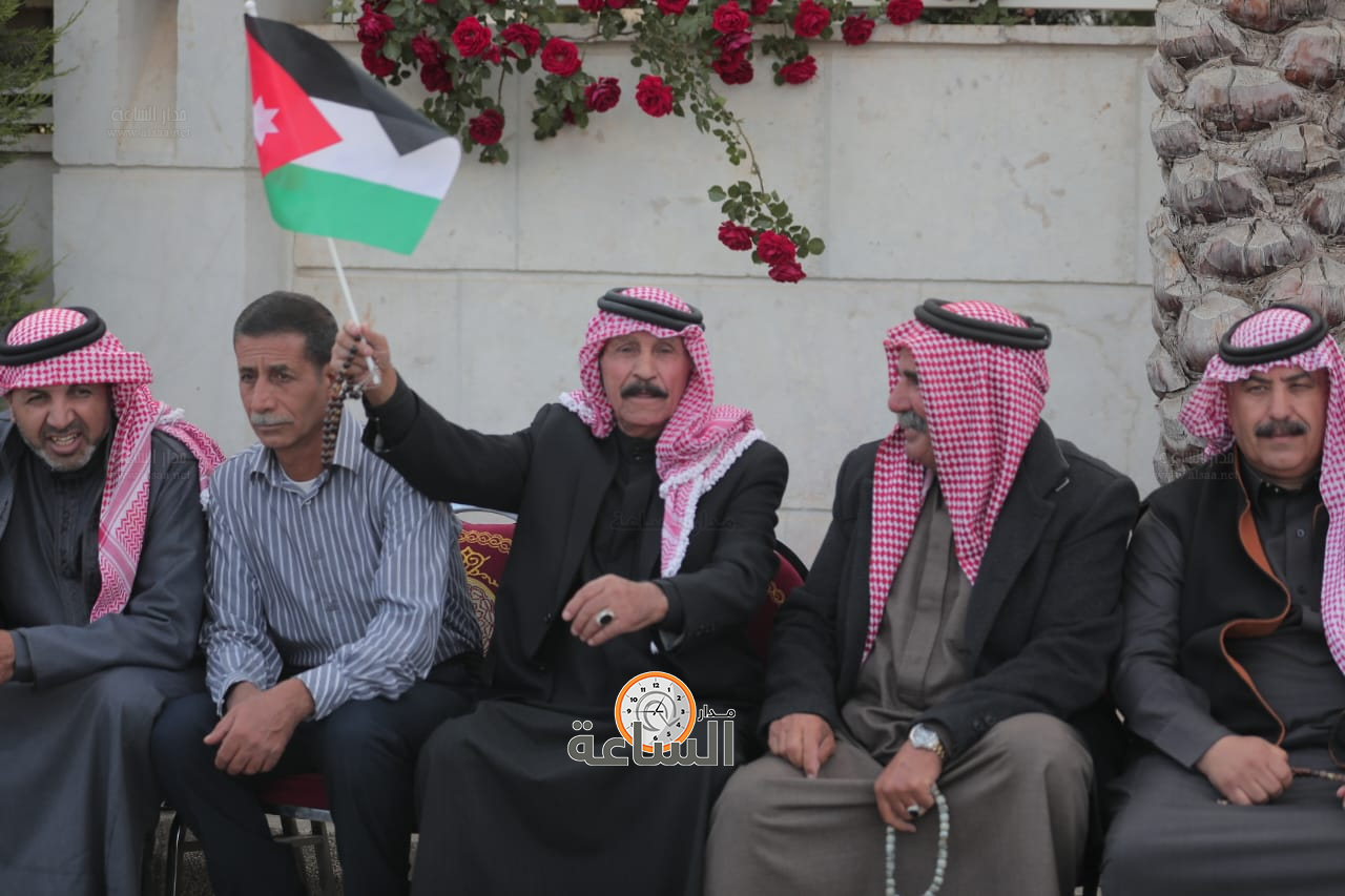 Madar Al-Saa Images 0.6037372371569146