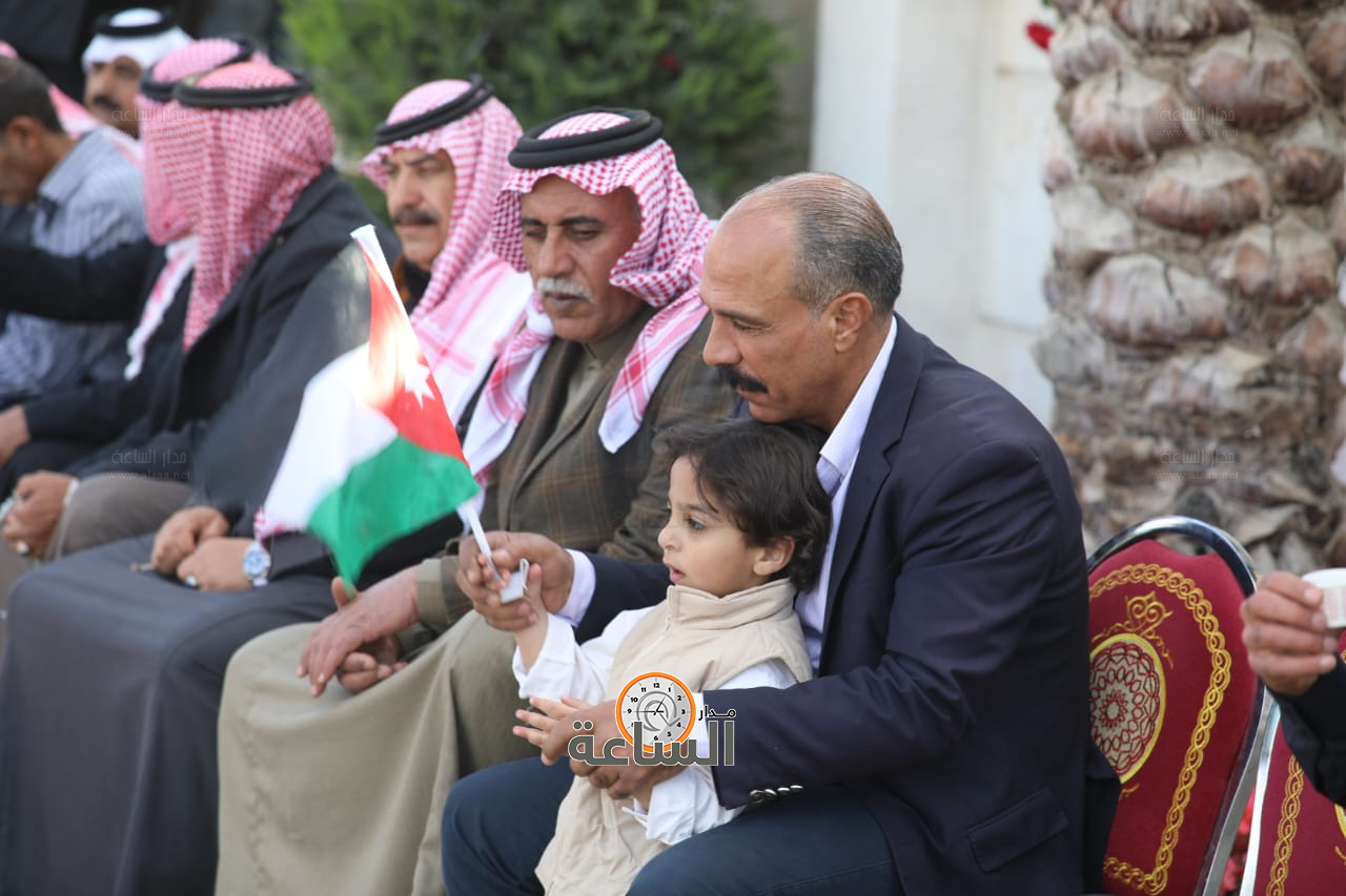 Madar Al-Saa Images 0.5276930445959959