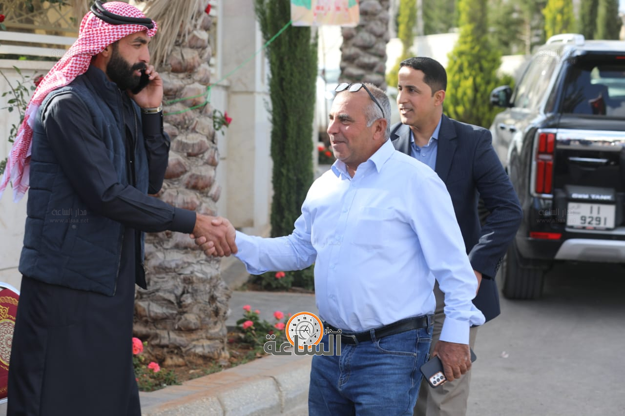 Madar Al-Saa Images 0.12433288616007843