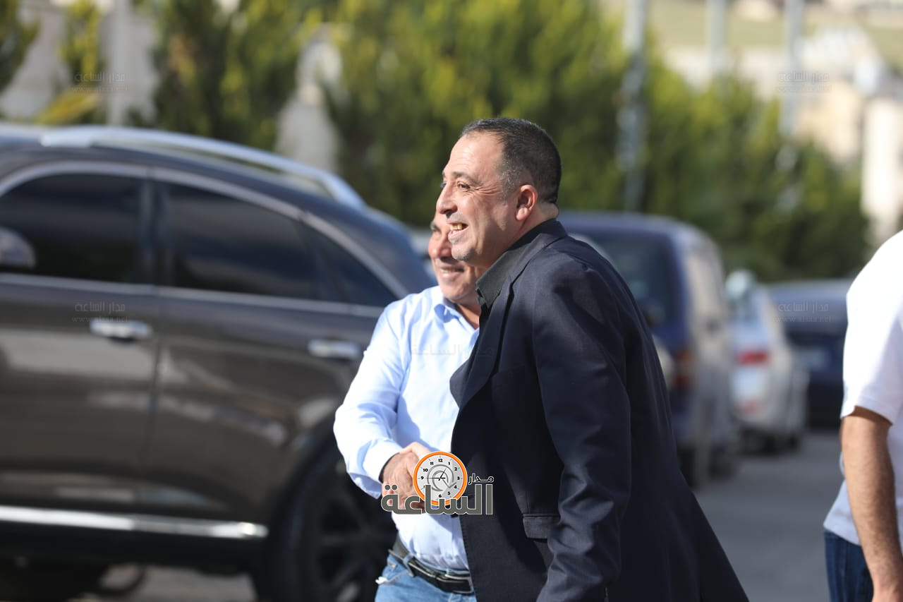 Madar Al-Saa Images 0.11257901791166902