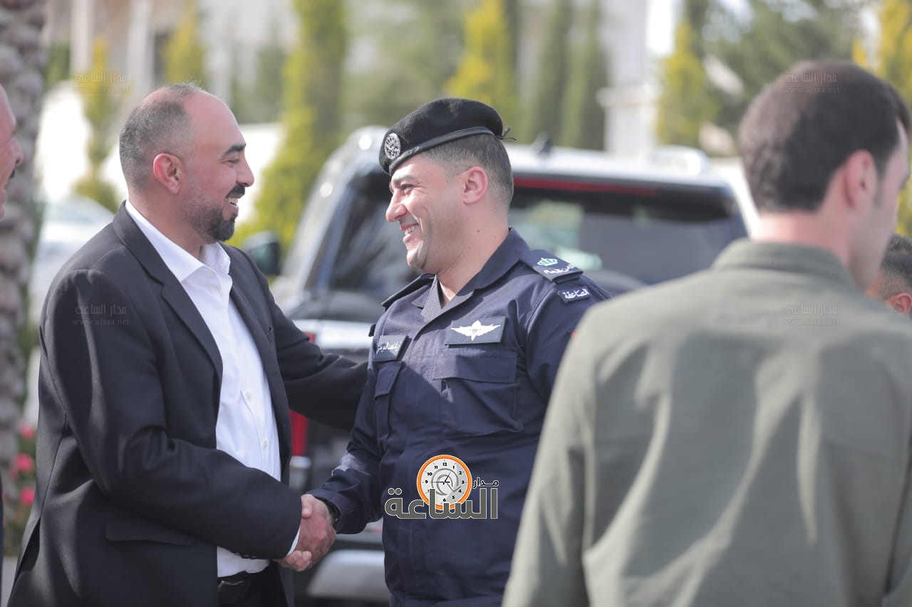 Madar Al-Saa Images 0.26232389443530846