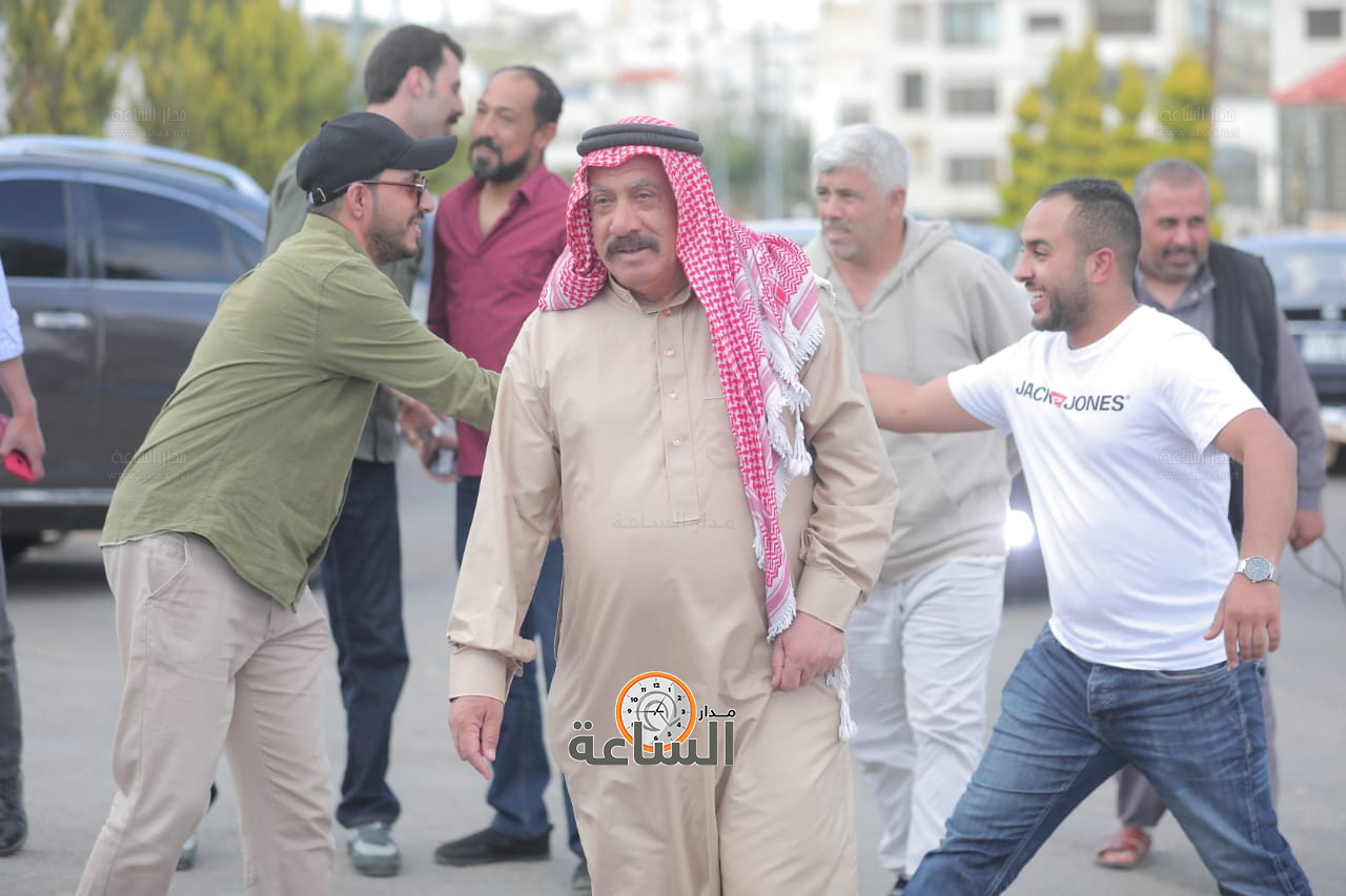 Madar Al-Saa Images 0.3905099055516492