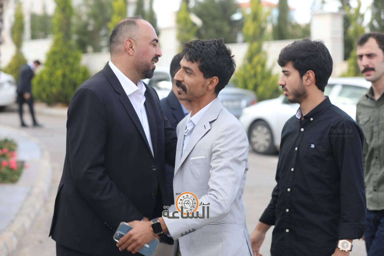 Madar Al-Saa Images 0.9088236384013493