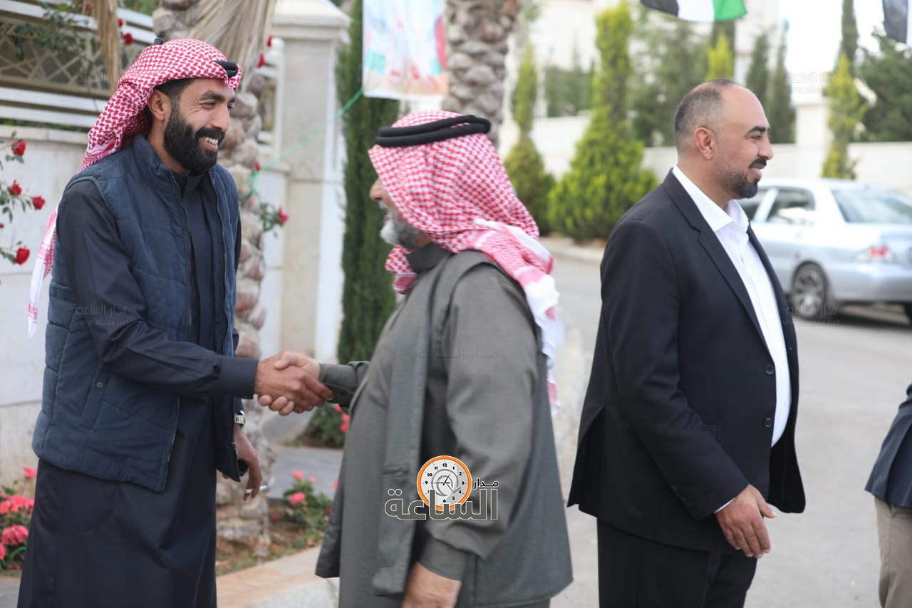 Madar Al-Saa Images 0.9289273451894542