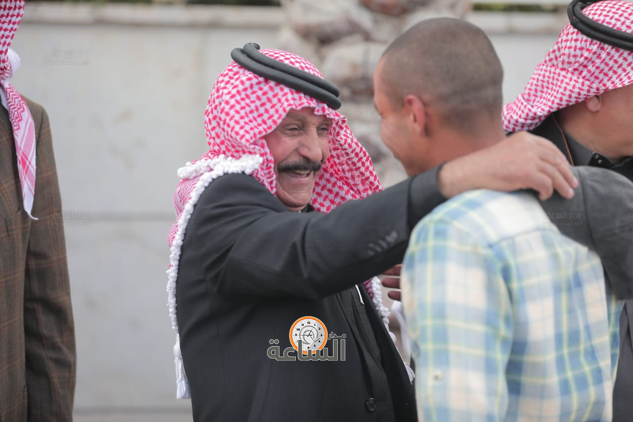 Madar Al-Saa Images 0.5604016172594397