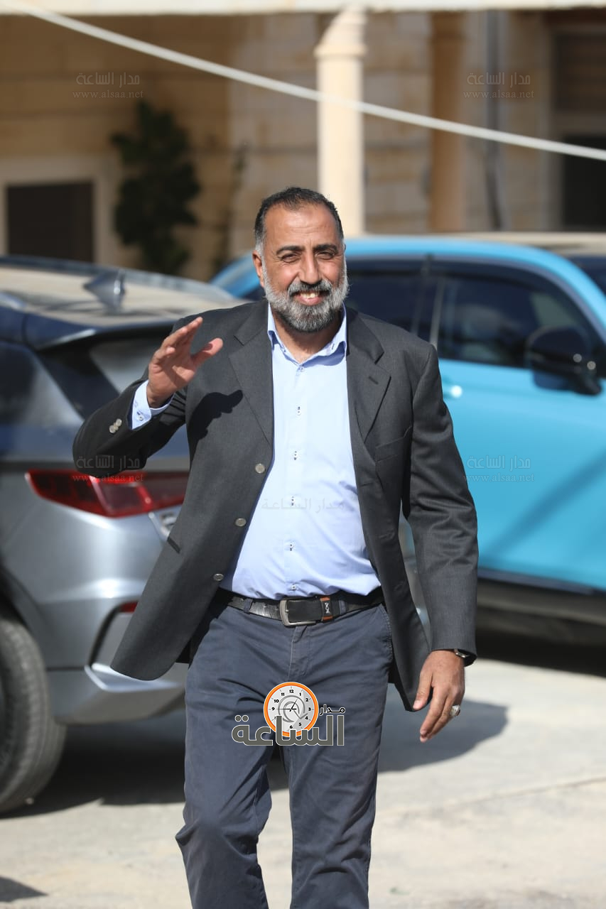 Madar Al-Saa Images 0.24587136661532338