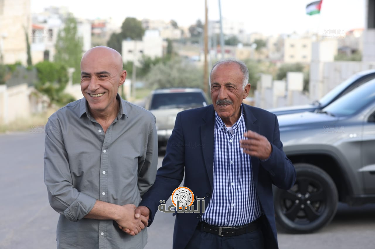 Madar Al-Saa Images 0.4006422651956574