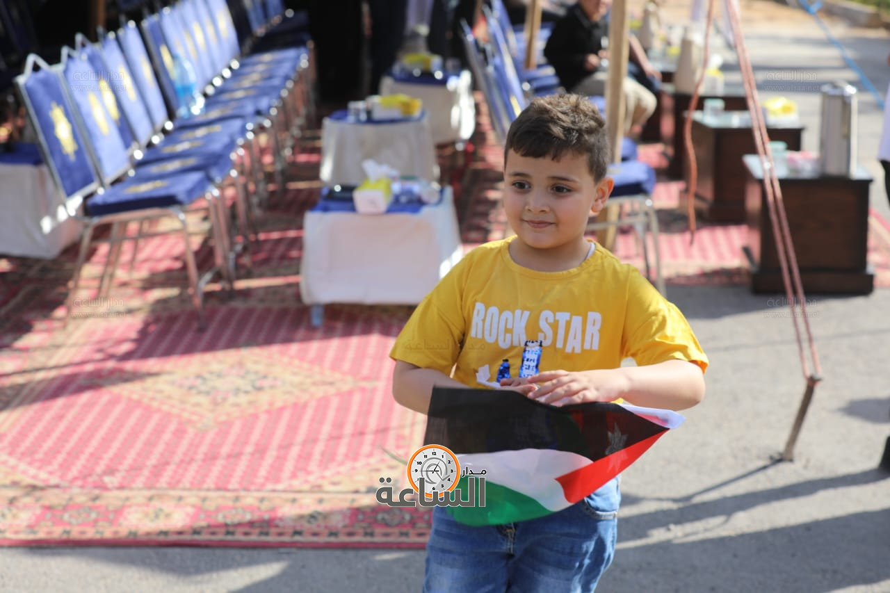 Madar Al-Saa Images 0.3795816531923657