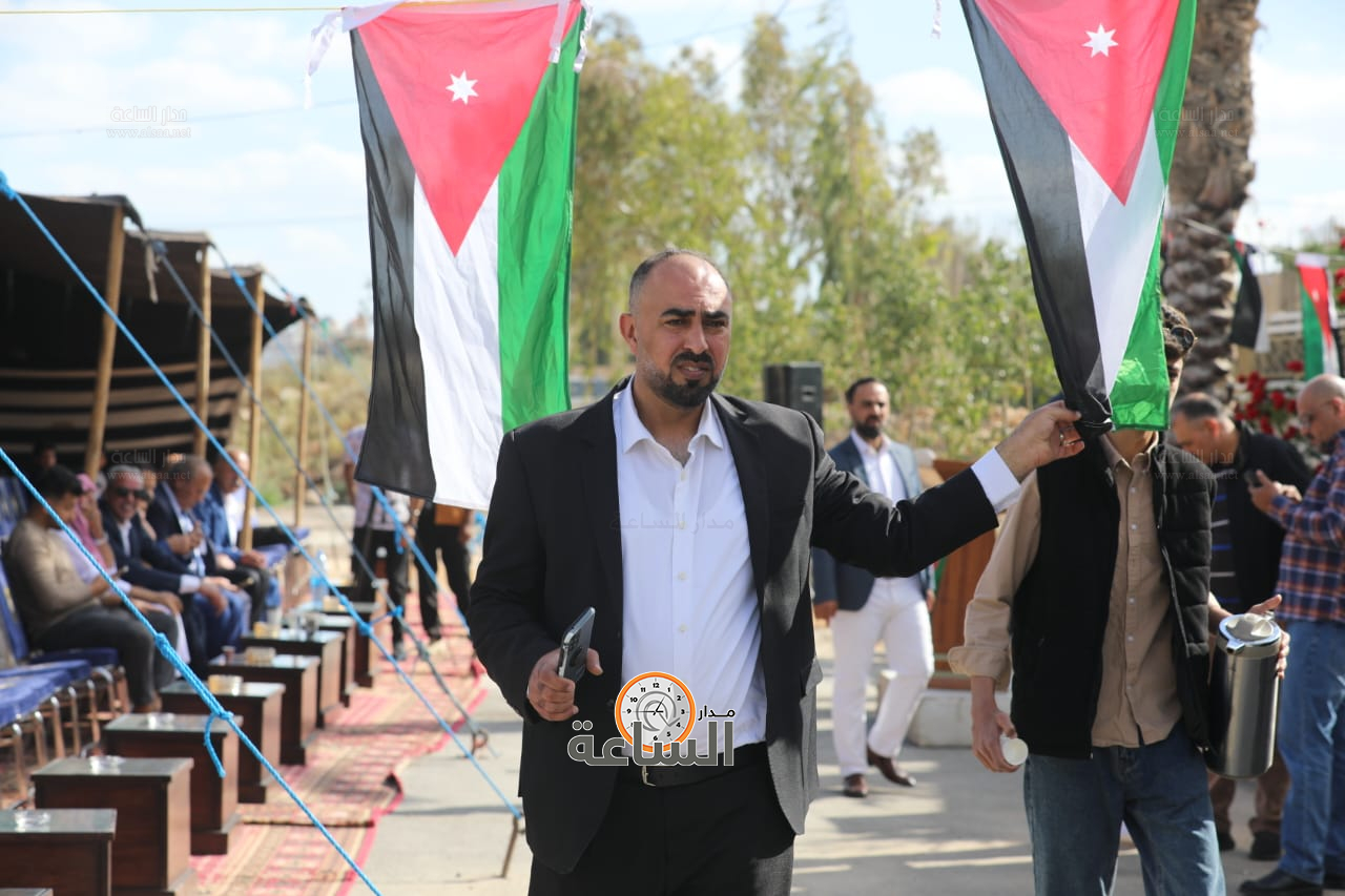 Madar Al-Saa Images 0.784766737460157