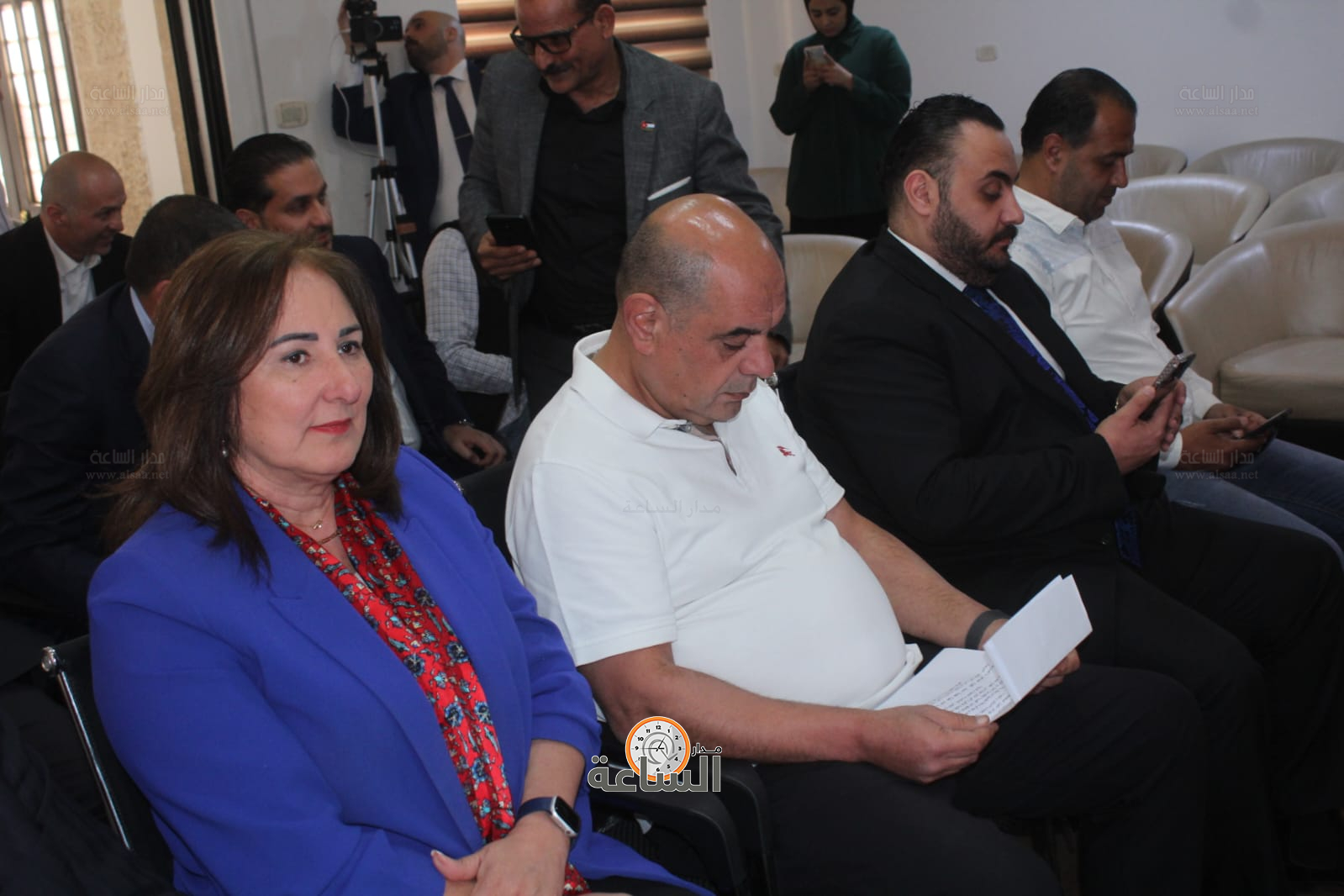 Madar Al-Saa Images 0.4003429388802282