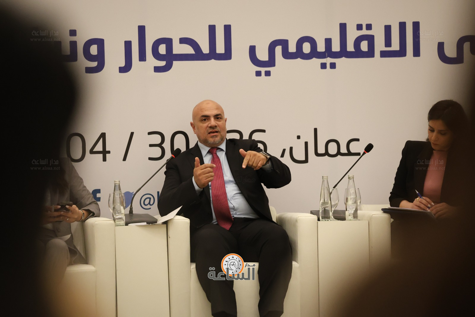 Madar Al-Saa Images 0.3548119820344986