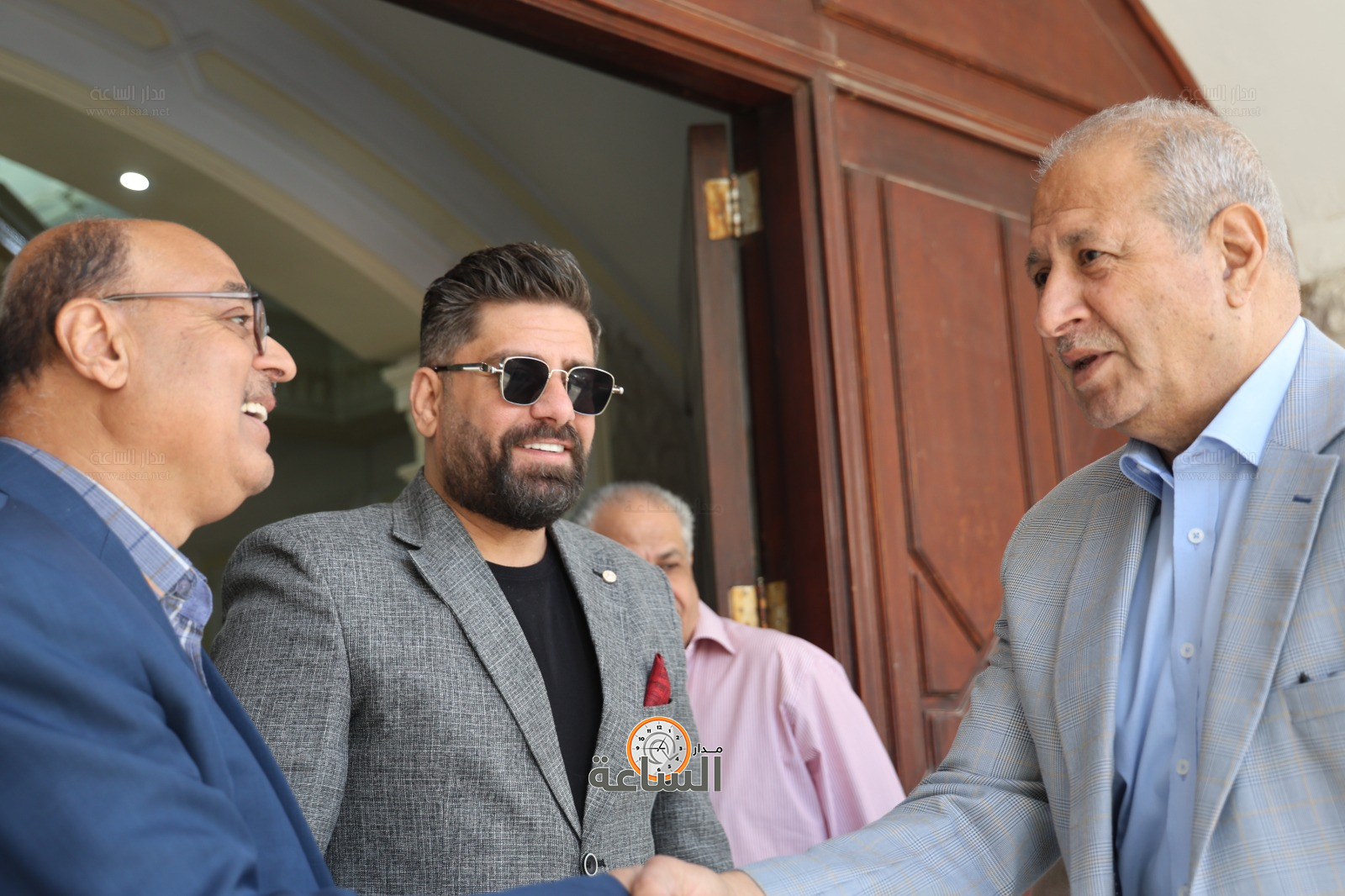 Madar Al-Saa Images 0.10968280190026414