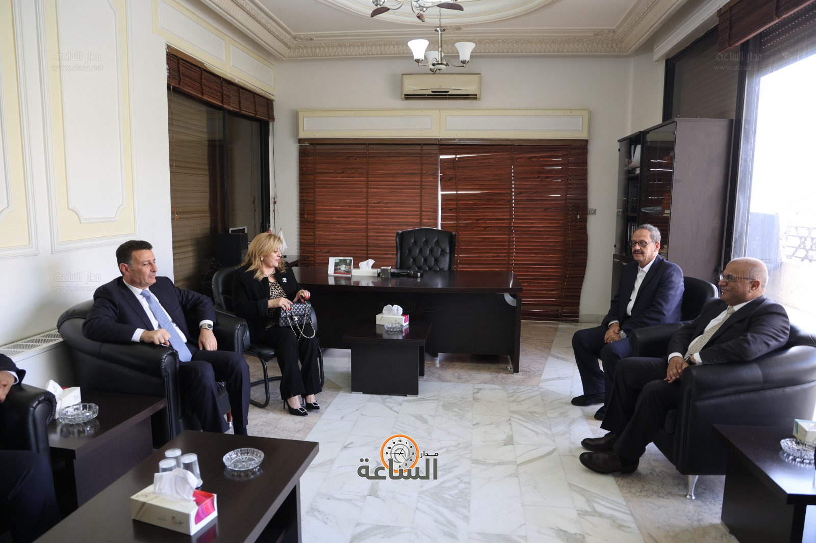 Madar Al-Saa Images 0.8738718024861232