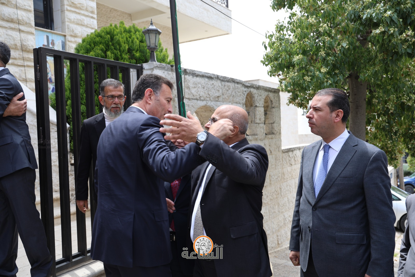 Madar Al-Saa Images 0.34797368914587024