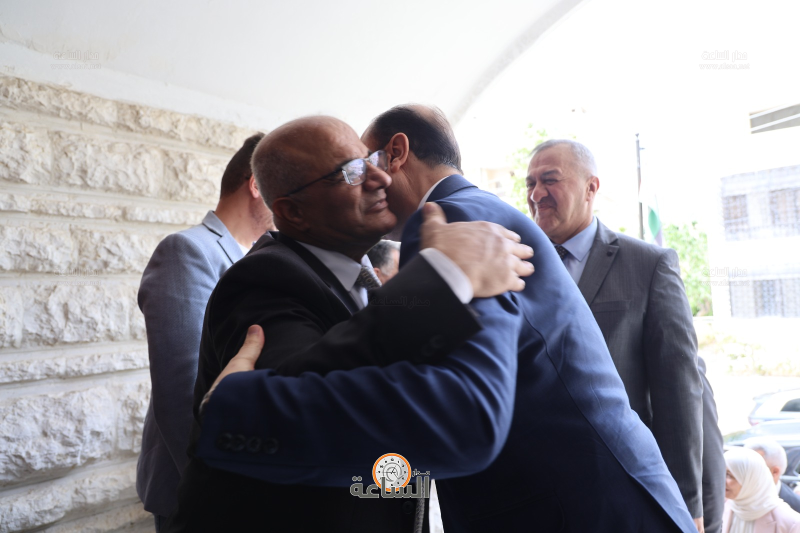 Madar Al-Saa Images 0.18420072157144418