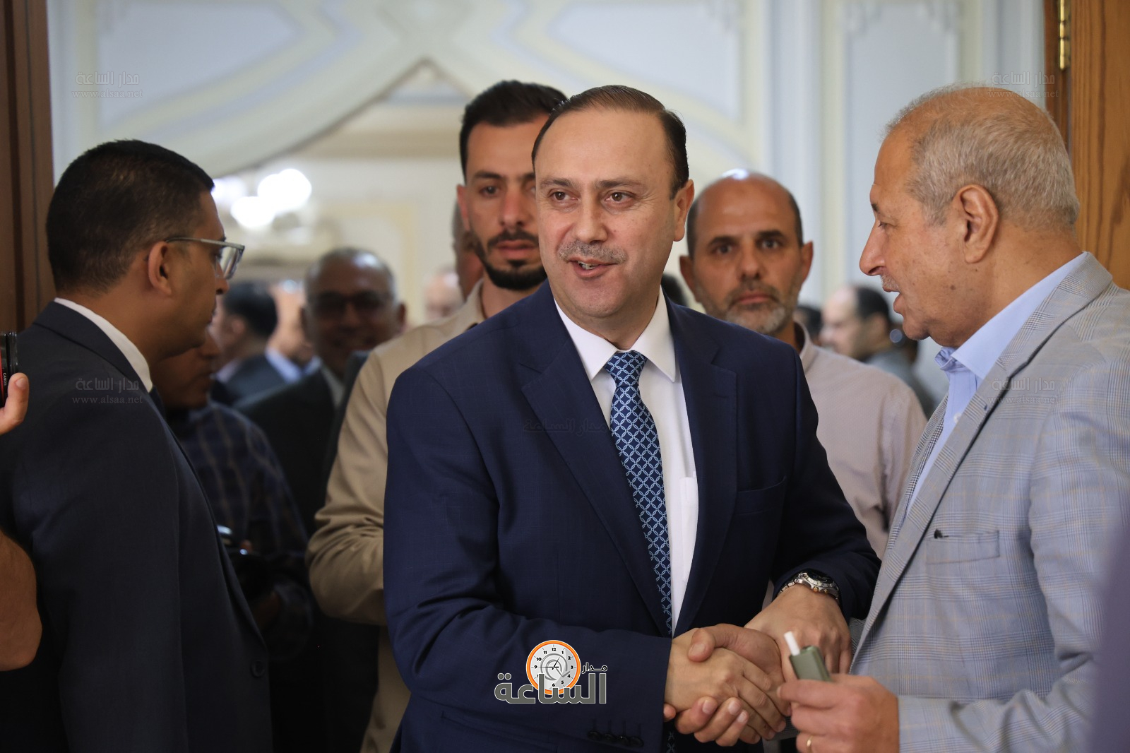 Madar Al-Saa Images 0.5944465038657384