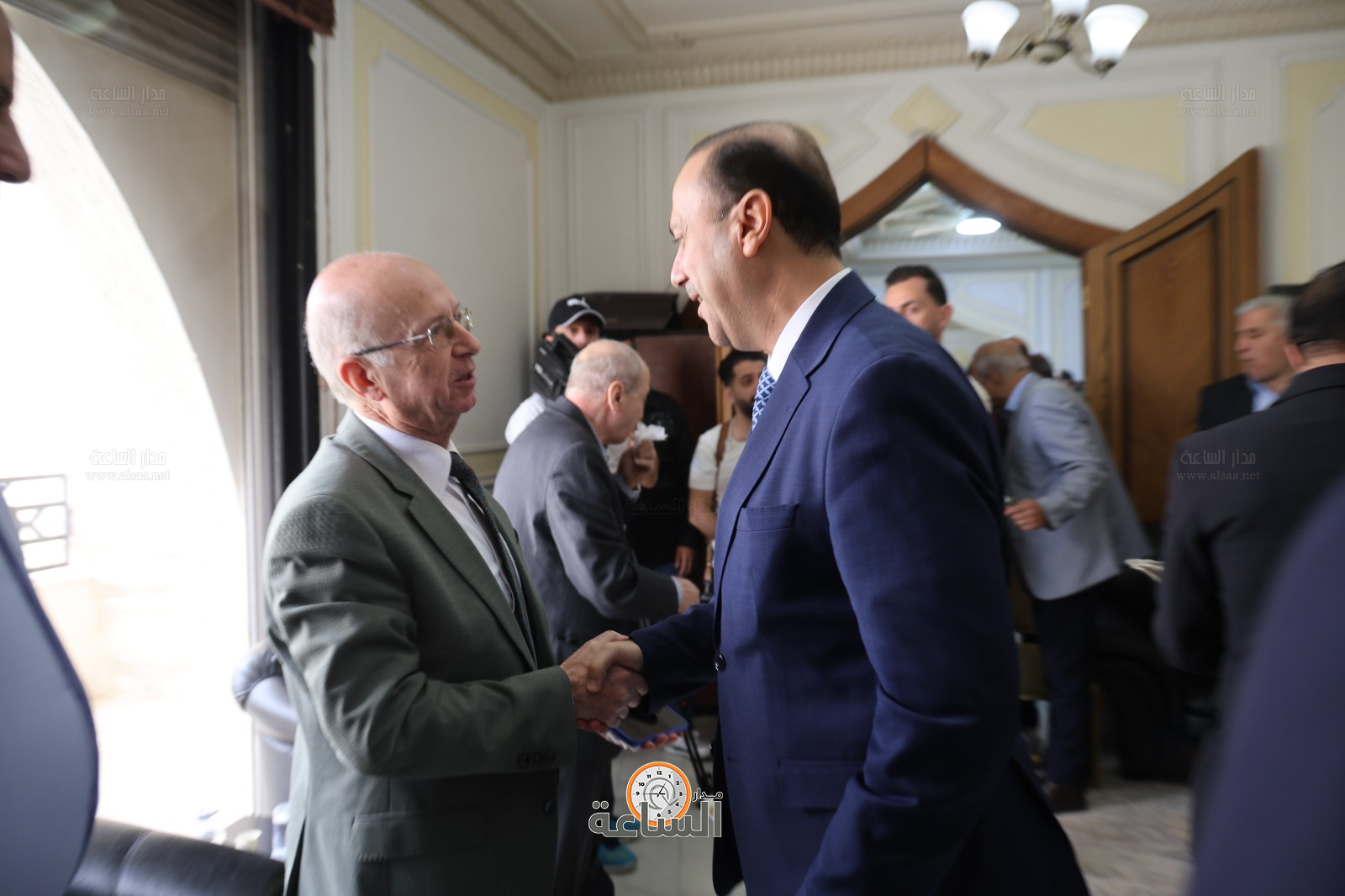 Madar Al-Saa Images 0.840139202904398