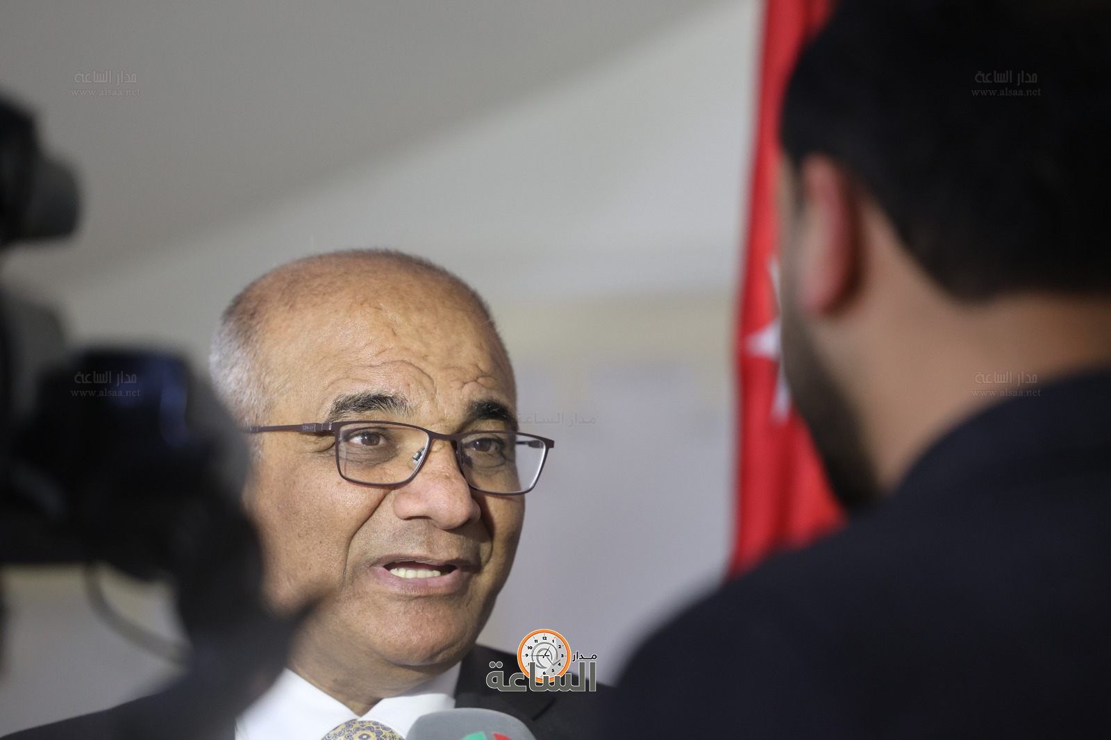 Madar Al-Saa Images 0.15324867631884065