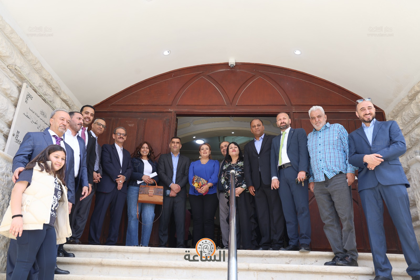 Madar Al-Saa Images 0.08068719685015435