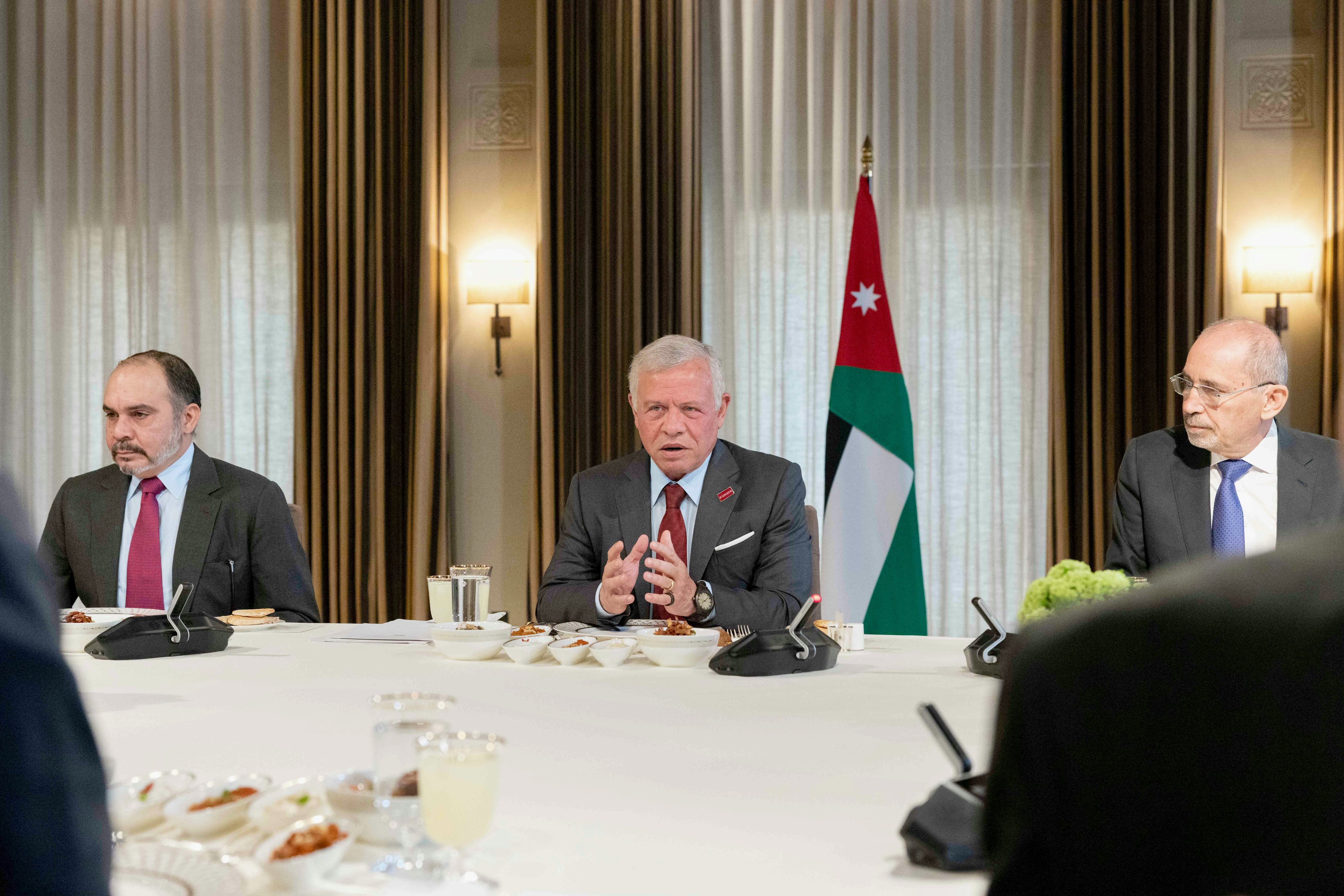 Madar Al-Saa Images 0.15526714797947117