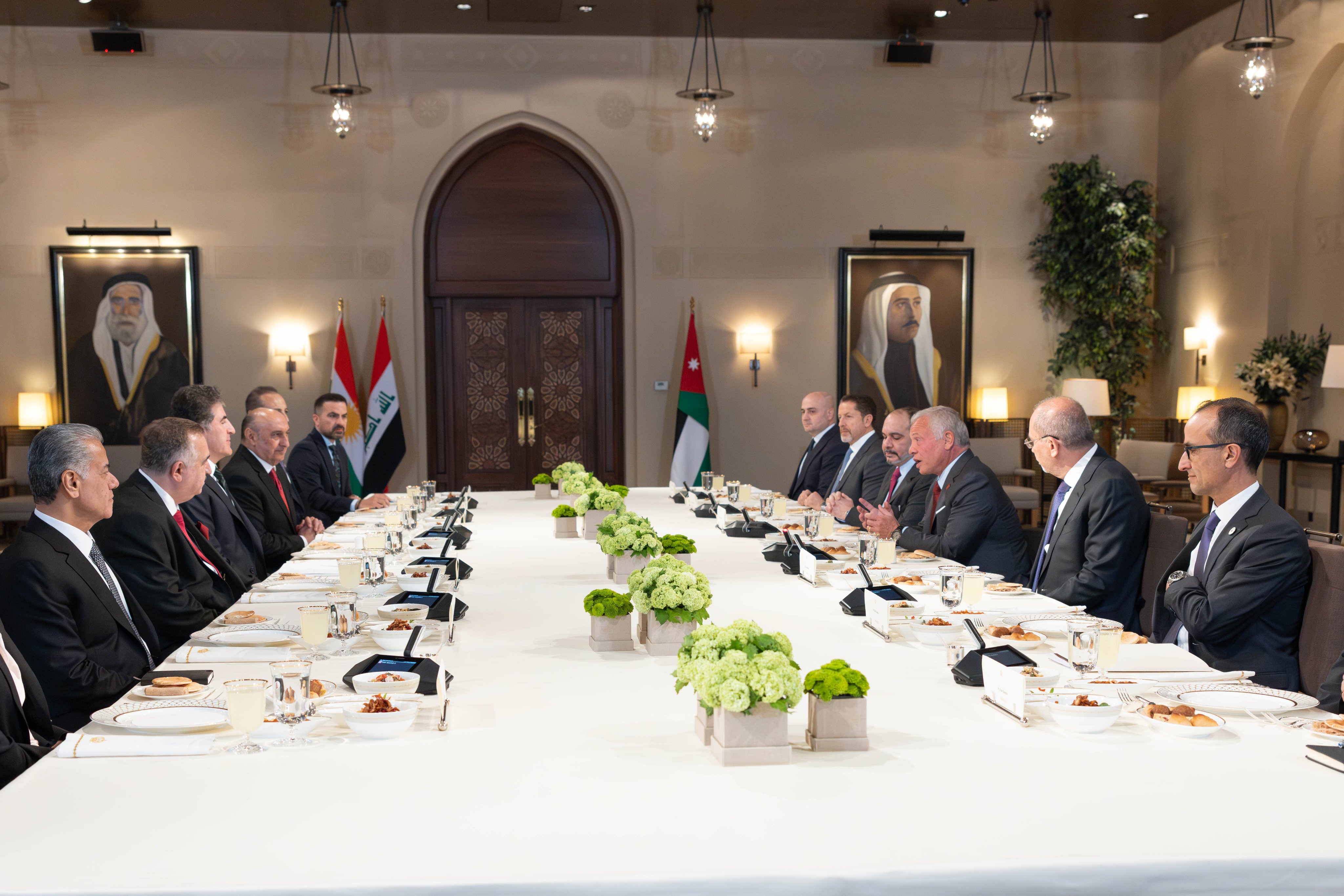 Madar Al-Saa Images 0.12846851487841437