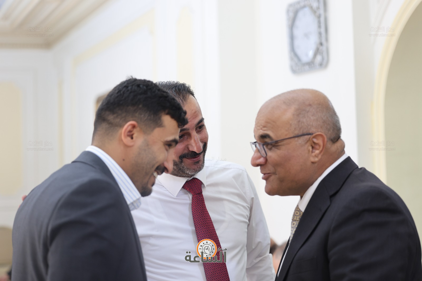 Madar Al-Saa Images 0.9546105573700637