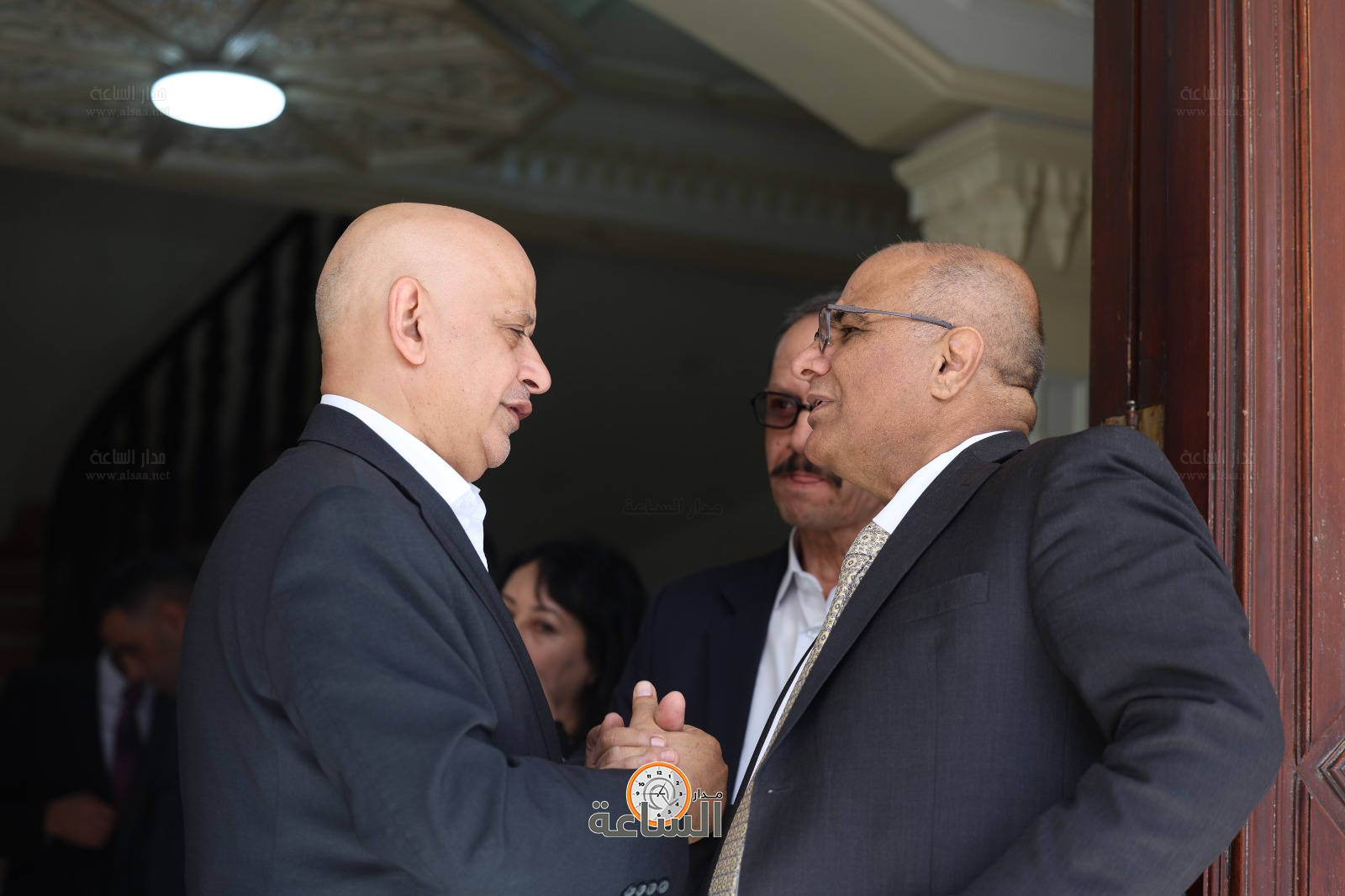 Madar Al-Saa Images 0.09102414721134477