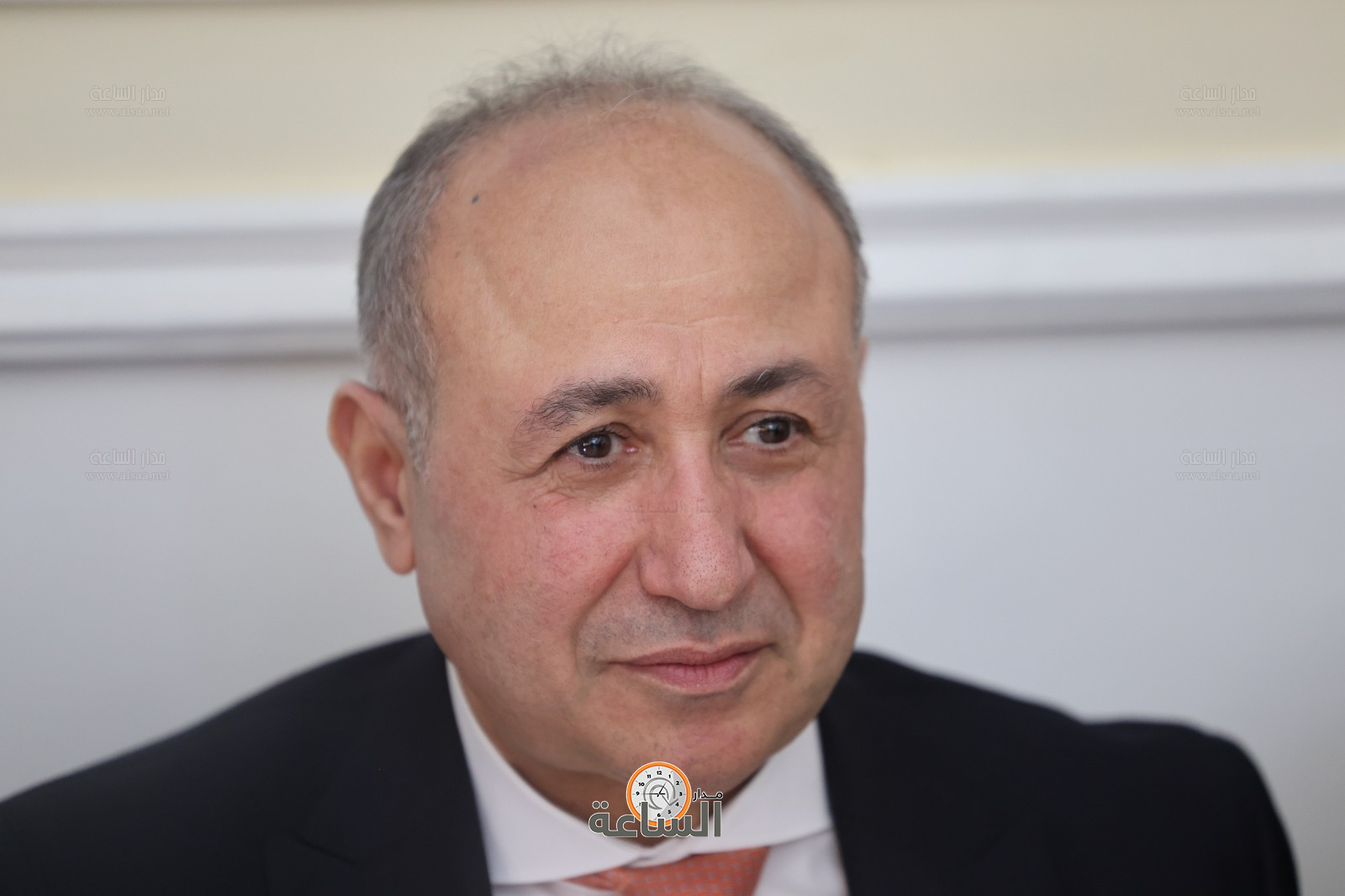 Madar Al-Saa Images 0.16717632745115896