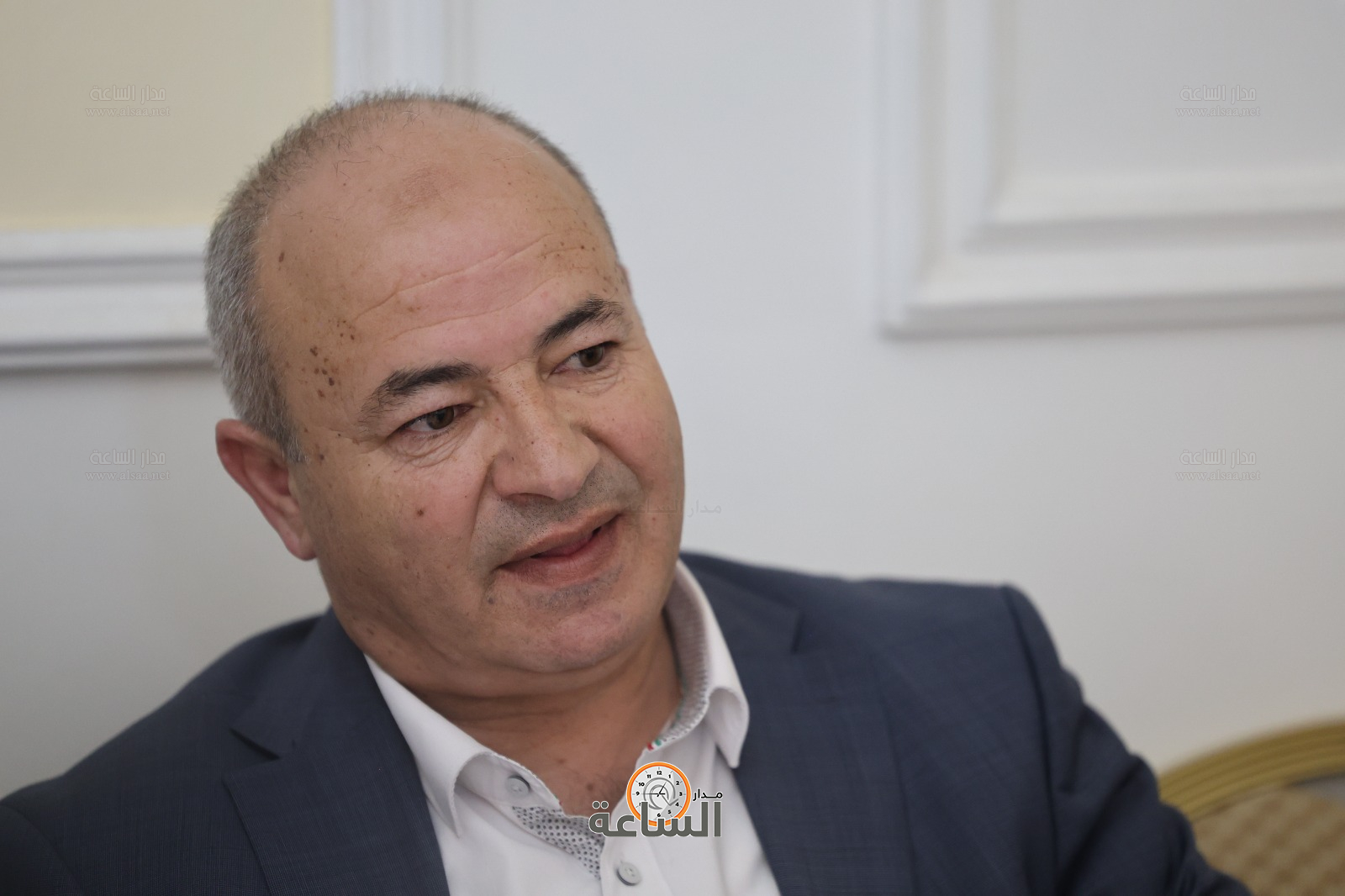 Madar Al-Saa Images 0.42660448092399517