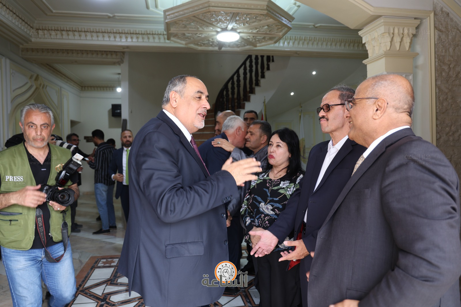 Madar Al-Saa Images 0.8837765454450857