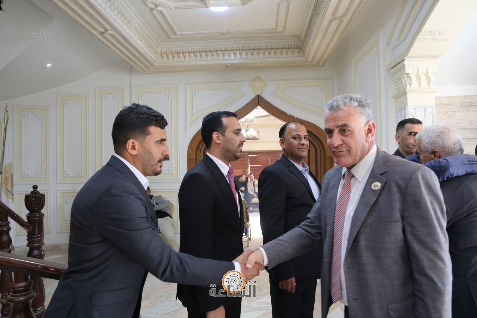 Madar Al-Saa Images 0.4382969762761205