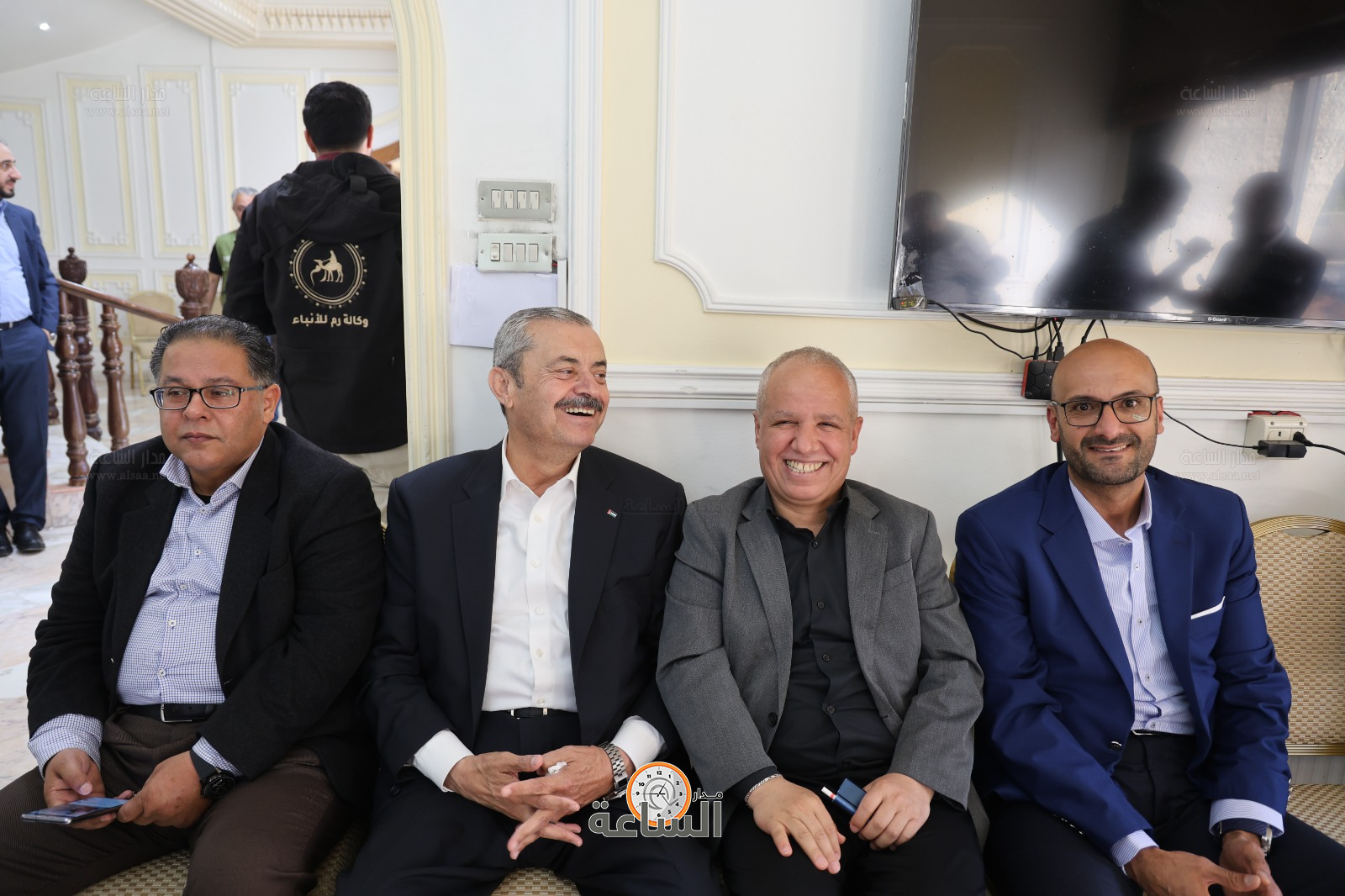 Madar Al-Saa Images 0.7369166971110432