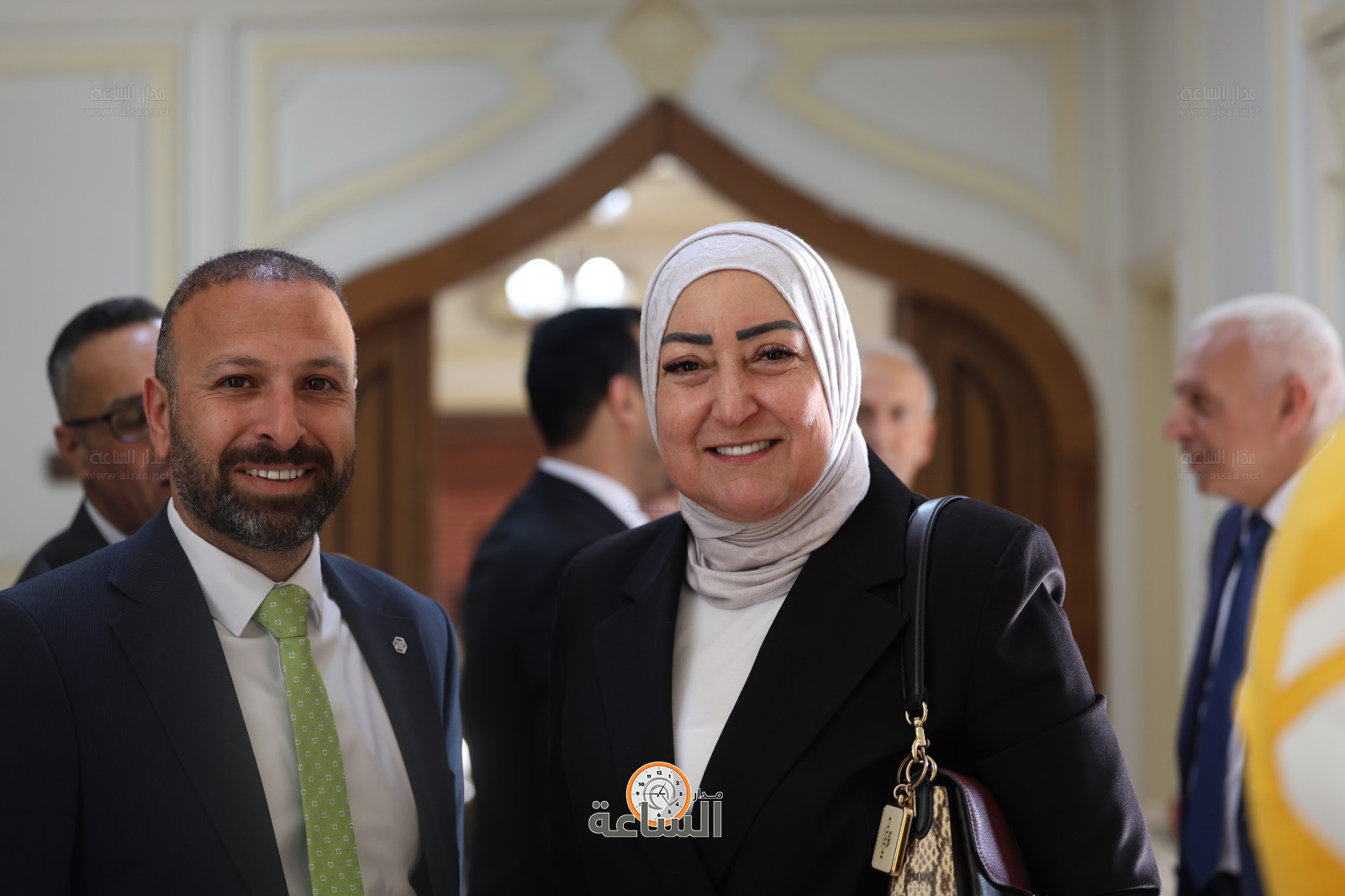 Madar Al-Saa Images 0.9565599071448444