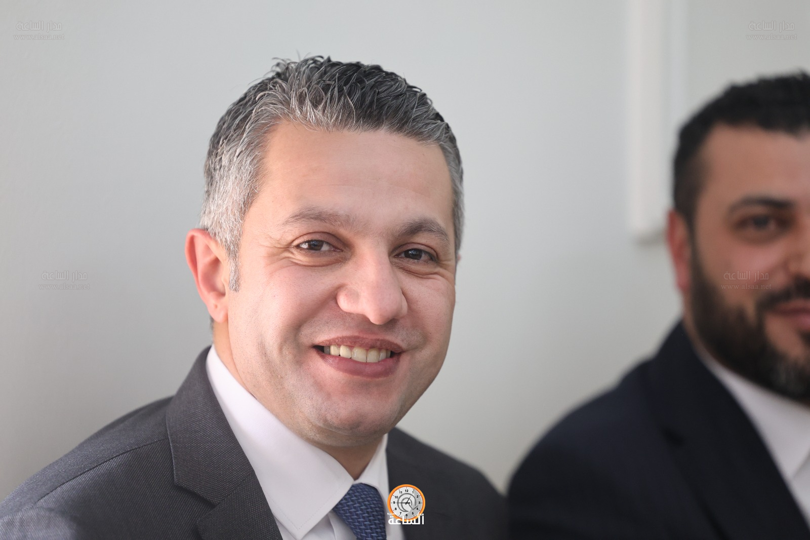 Madar Al-Saa Images 0.4237043916161618