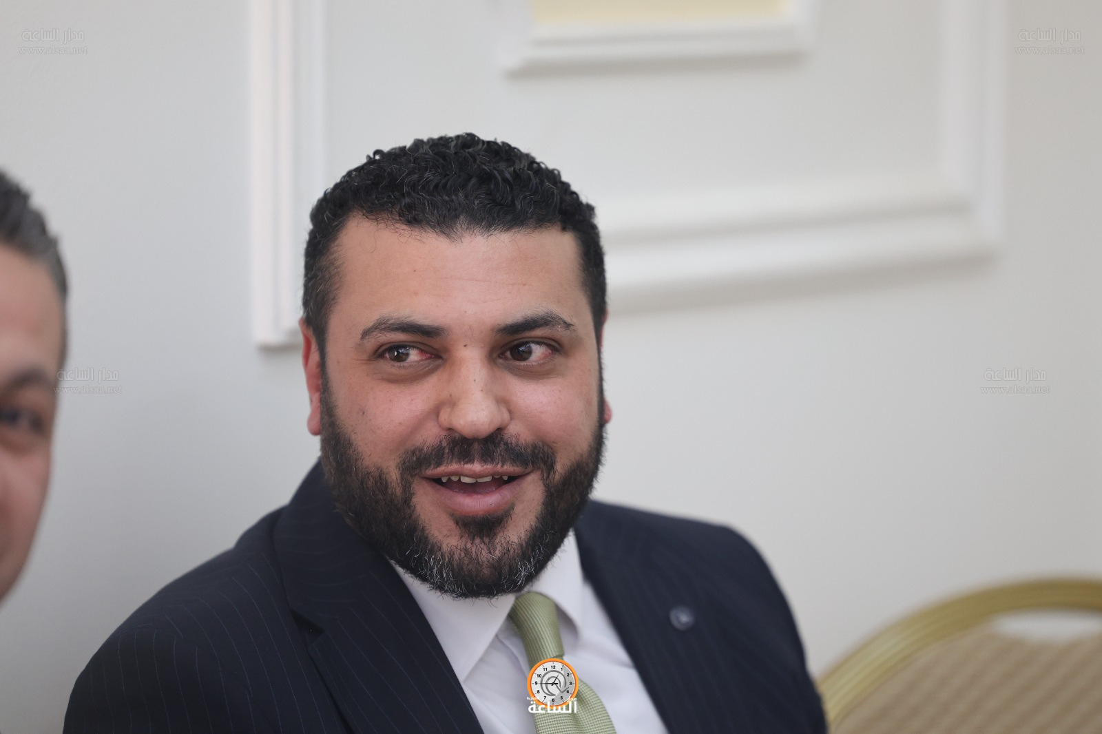 Madar Al-Saa Images 0.9946124921795948