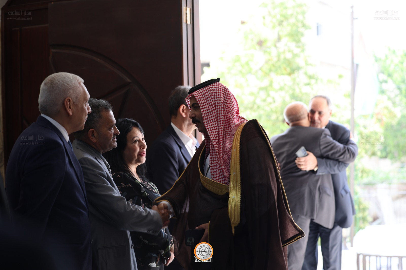 Madar Al-Saa Images 0.5719111705155207