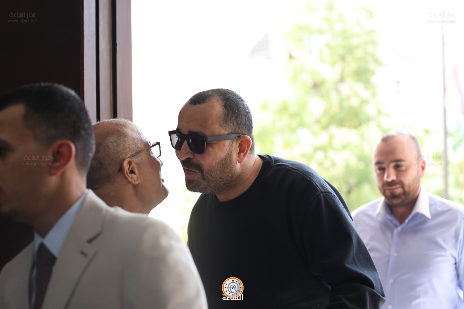 Madar Al-Saa Images 0.4842712346653061